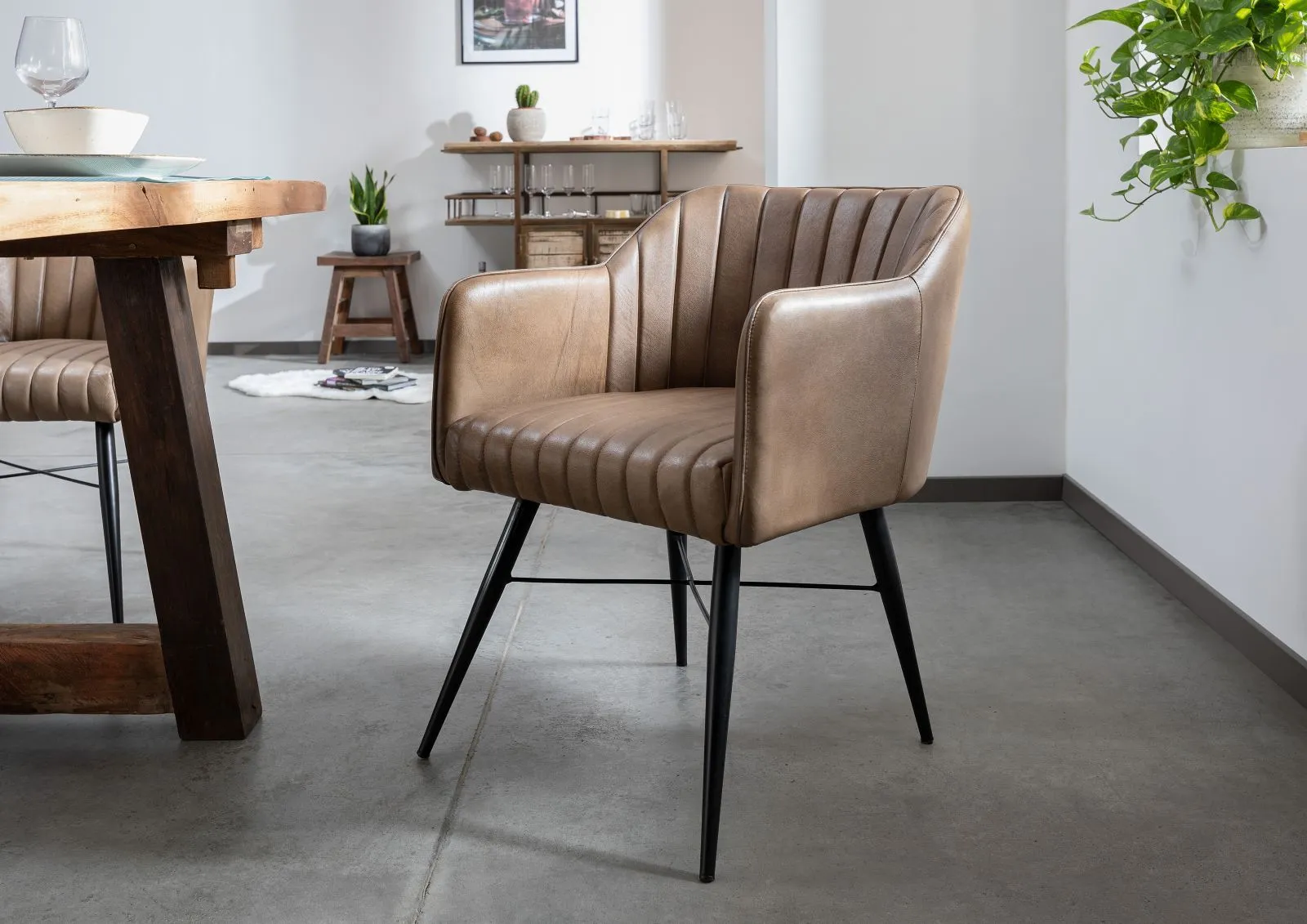 Stoelen met armleuningen